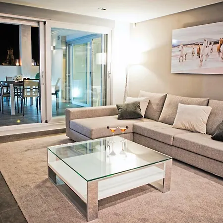 Apartment Luxury Penthouse In The Center Of
